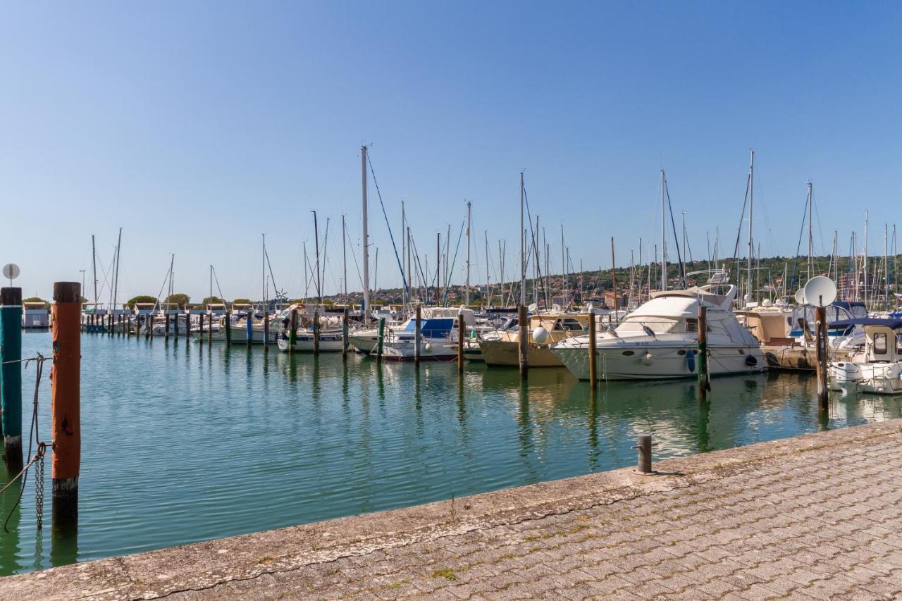 Premium Sea Side Marina Apartment By Locap Group Portorož Eksteriør billede